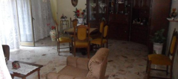 4 bedrooms House in San Cataldo, Italy No. 139000 4