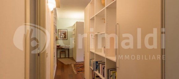 2 Schlafzimmer Wohnung in Milan, Italy, Nr. 351653 18