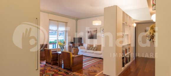 2 Schlafzimmer Wohnung in Milan, Italy, Nr. 351653 10