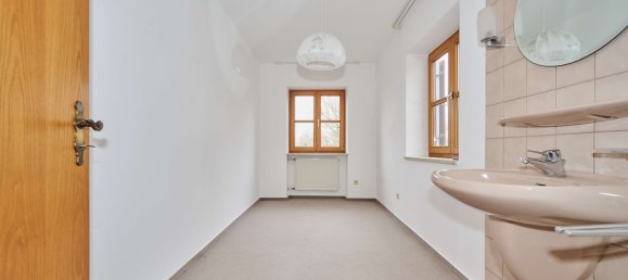 5 rooms House in Straubing-Bogen, Germany No. 180586 14