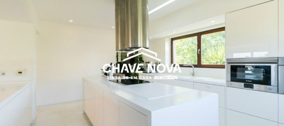 4 bedrooms House in Santa Maria da Feira, Portugal No. 87580 9