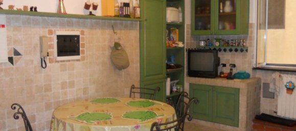 5 rooms Duplex in Lucca, Italy No. 11965 19