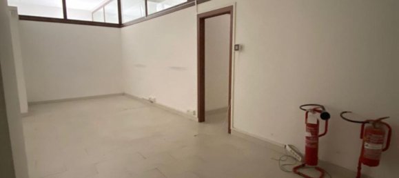 Bureau à Frascati, Italy 140m² No. 289413 12