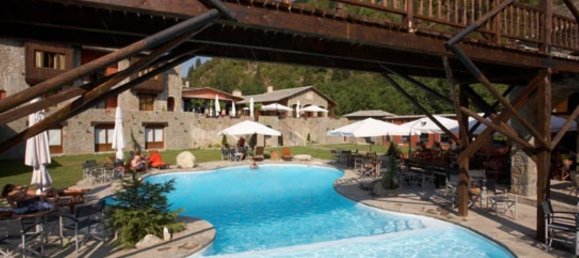 4000m² Townhouse for sale in Kalabaka, Meteora, Trikala, Thessaly, Thessaly and Central Greece, Greece № 5455 4
