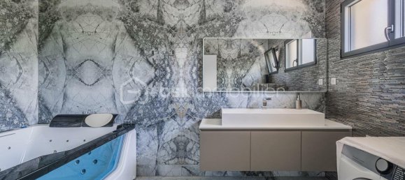 4 bedrooms Villa in Brie-et-Angonnes, France No. 355479 15