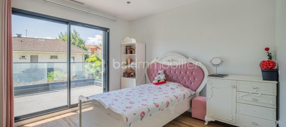 4 bedrooms Villa in Brie-et-Angonnes, France No. 355479 11