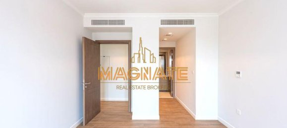 3 bedrooms Townhouse in Jumeirah, UAE No. 24953 9