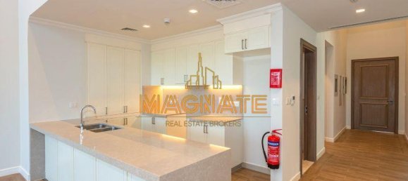 3 bedrooms Townhouse in Jumeirah, UAE No. 24953 15