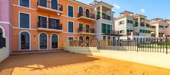 3 bedrooms Townhouse in Jumeirah, UAE No. 24953 21