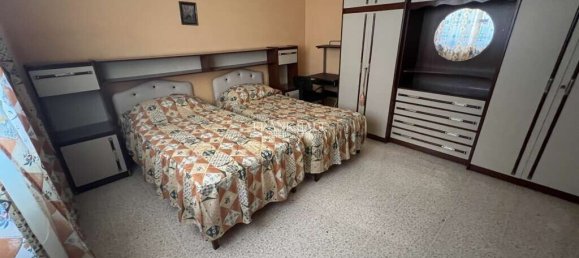 4 bedrooms House in Birzebbuga, Malta No. 8187 10