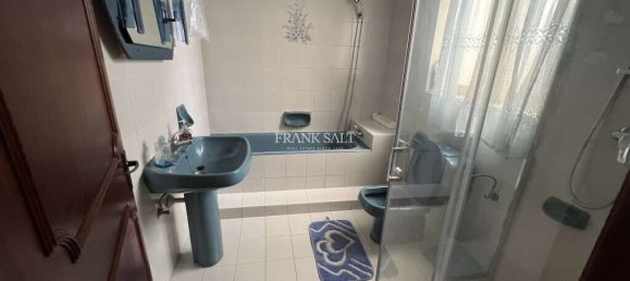 4 bedrooms House in Birzebbuga, Malta No. 8187 17