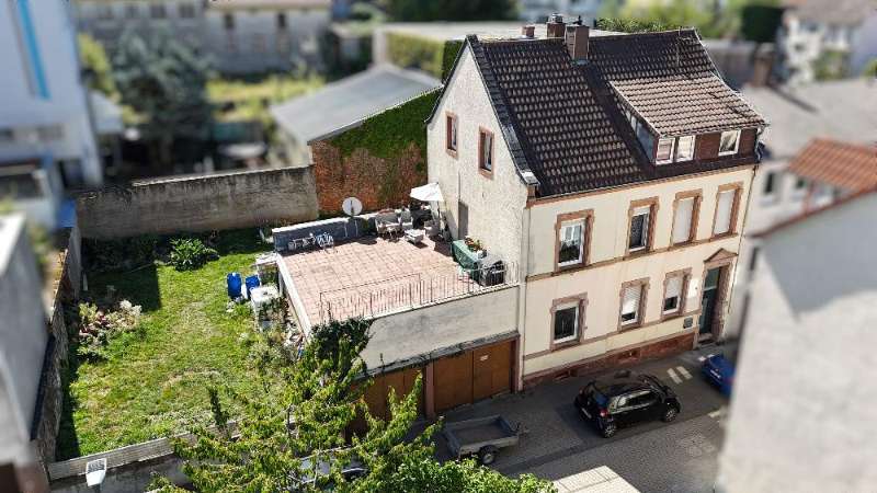 Таунхаус с 8 комнатами в Пирмазенс, Германия № 267452