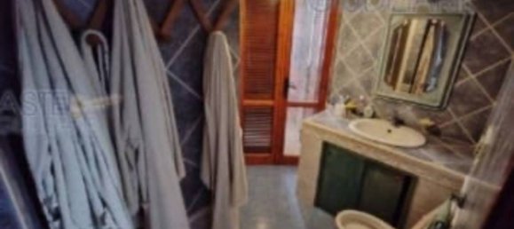 Apartamento de 4 dormitorios en Sinnai, Italy No. 298082 9