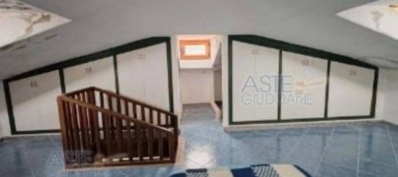 Apartamento de 4 dormitorios en Sinnai, Italy No. 298082 3