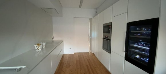 Дом с 4 спальнями в Порту, Португалия № 6660 3