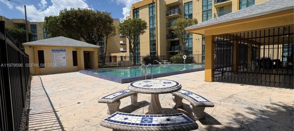 2 غرف نوم عقار تجاري في Miami, الولايات المتحدة رقم 614467 21