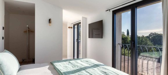 4 bedrooms Villa in Cavalaire-sur-Mer, France No. 101457 12