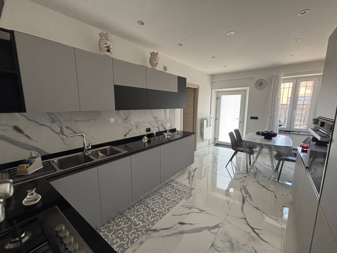 3 Schlafzimmer Haus in Pezzana, Italy, Nr. 390260