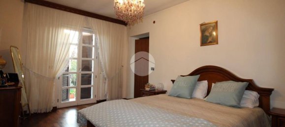 2 rooms House in Isola d'Asti, Italy No. 82254 8