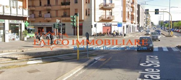 1 room Commercial property in Milan, Italy No. 346629 6