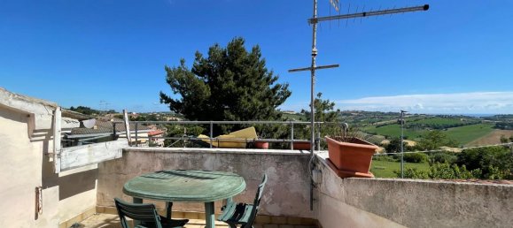 3 rooms Apartment in Senigallia, Italy No. 165572 9