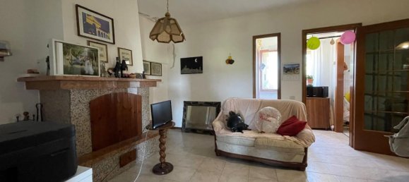 3 rooms Apartment in Senigallia, Italy No. 165572 5