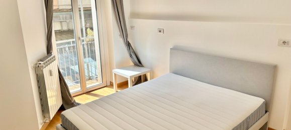 2-salle Appartement à Milan, Italy No. 338149 12