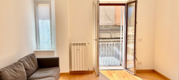 2-salle Appartement à Milan, Italy No. 338149 5
