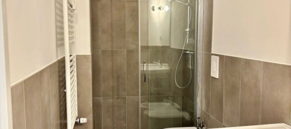 2-salle Appartement à Milan, Italy No. 338149 14