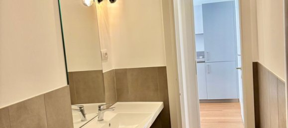 2-salle Appartement à Milan, Italy No. 338149 16