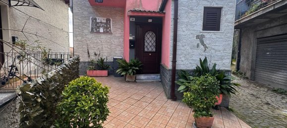 Дуплекс с 2 комнатами в Рокка Приора, Италия № 46789 8