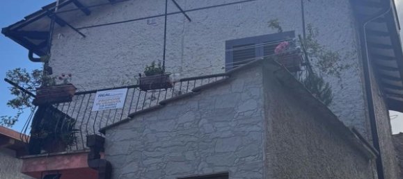 Дуплекс с 2 комнатами в Рокка Приора, Италия № 46789 4