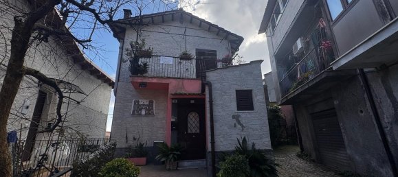 Дуплекс с 2 комнатами в Рокка Приора, Италия № 46789 3