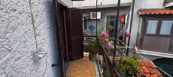 Дуплекс с 2 комнатами в Рокка Приора, Италия № 46789 10