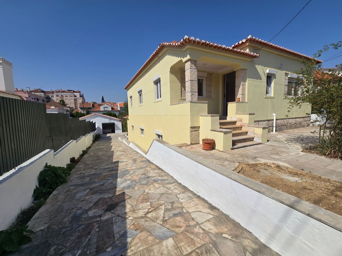 Дом с 8 спальнями в Синтра, Португалия № 300942