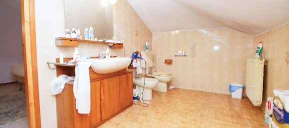 2 bedrooms Villa in Rivarolo Canavese, Italy No. 64483 34