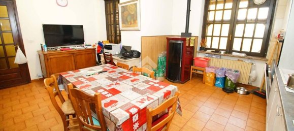 2 bedrooms Villa in Rivarolo Canavese, Italy No. 64483 15