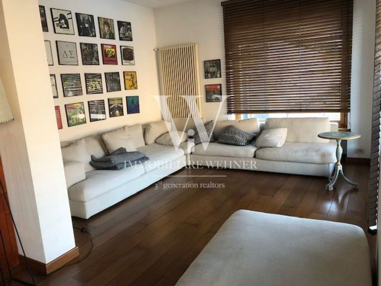 5 rooms House in Campione d'Italia, Italy No. 145759