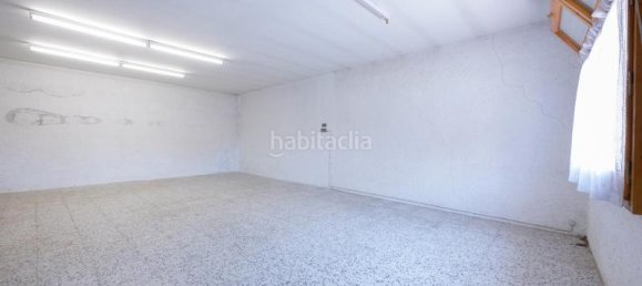 Casa de 4 dormitorios en Torelló, Spain No. 160369 90