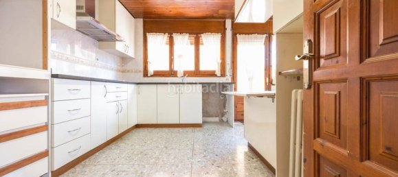 Casa de 4 dormitorios en Torelló, Spain No. 160369 12