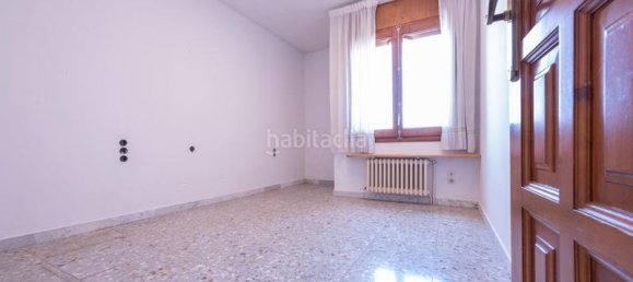 Casa de 4 dormitorios en Torelló, Spain No. 160369 25