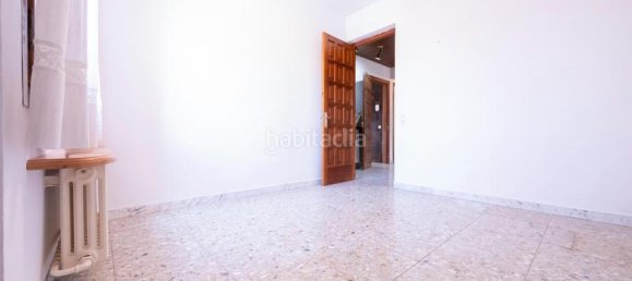 Casa de 4 dormitorios en Torelló, Spain No. 160369 23