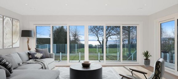 5 bedrooms House in British Columbia, Canada No. 1143 5