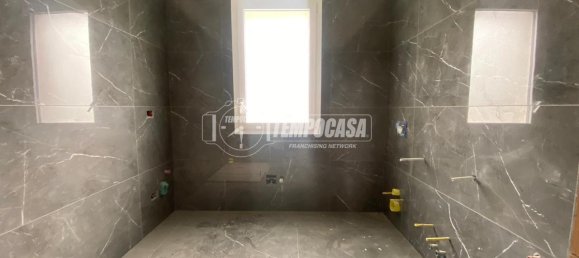 4 rooms Apartment in Castelfranco Emilia, Italy No. 35695 10