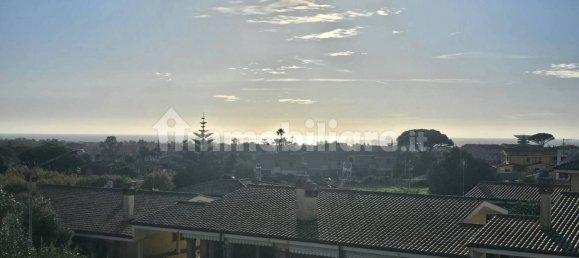 Квартира с 3 спальнями в Ардеа, Италия № 46848 12