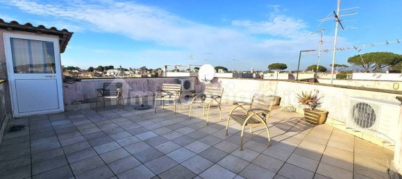 Квартира с 3 спальнями в Ардеа, Италия № 46848 11