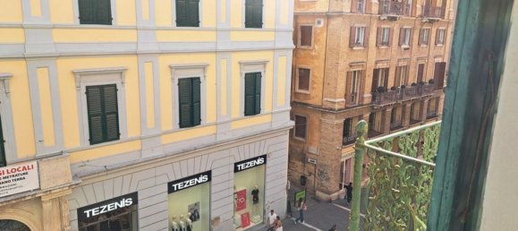 Apartamento de 5 dormitorios en Ancona, Italy No. 331323 7