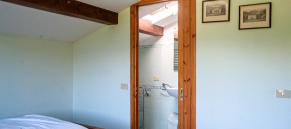 2 bedrooms Villa in Camporgiano, Italy No. 288053 7