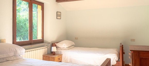 2 bedrooms Villa in Camporgiano, Italy No. 288053 2