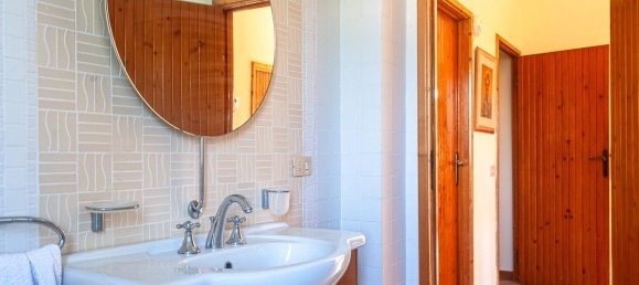 2 bedrooms Villa in Camporgiano, Italy No. 288053 15